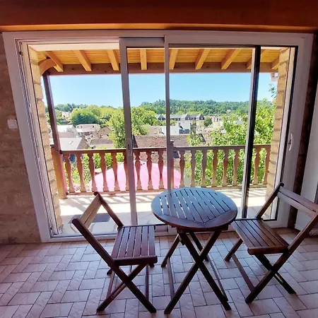 Le Vieux Cerisier 1 Climatisé à Apartamento *